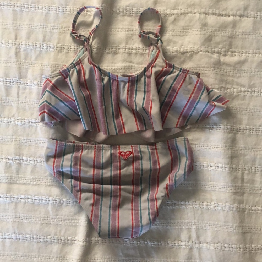 Girl’s Roxy swimsuit - Picture 2 of 3